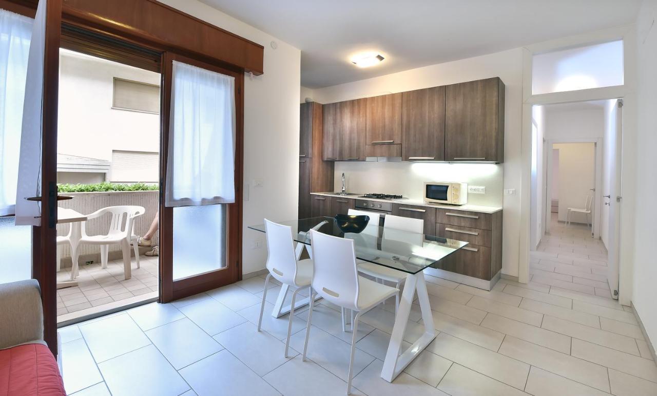 Villa Rosa Lignano Sabbiadoro Exterior foto