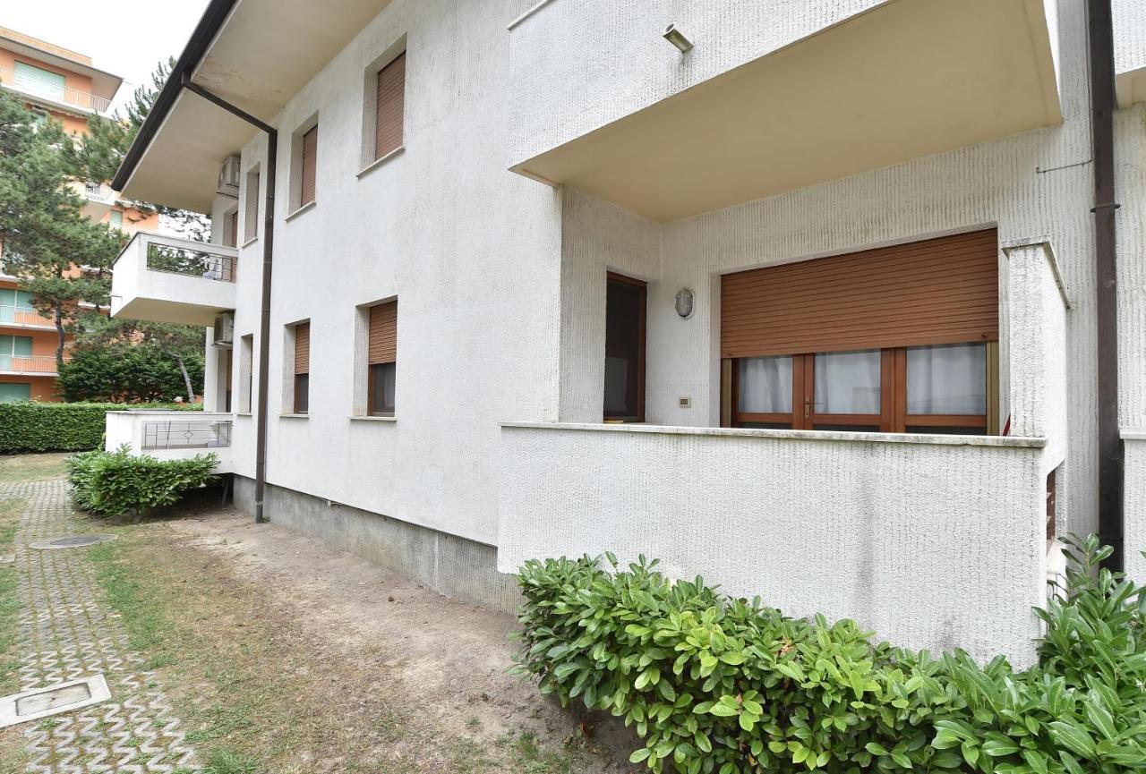Villa Rosa Lignano Sabbiadoro Exterior foto
